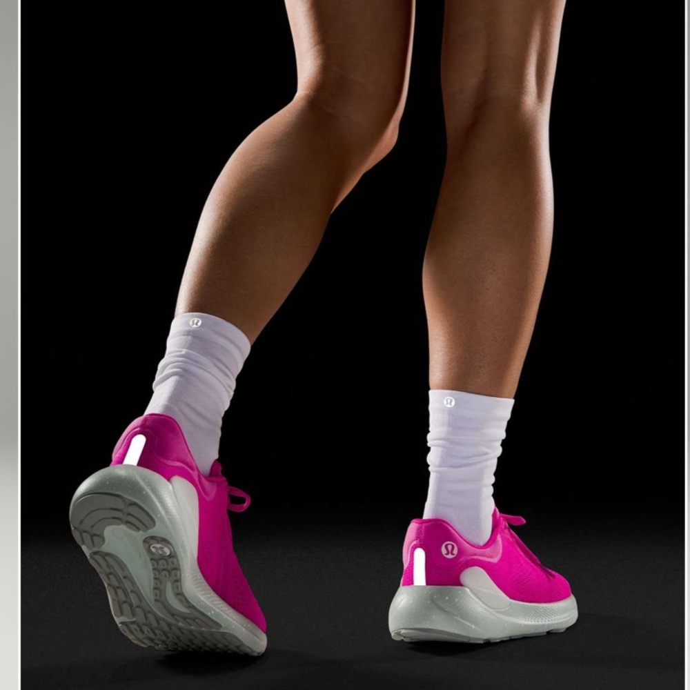 Lululemon Womens Hot Pink Beyondfeel Running Shoe